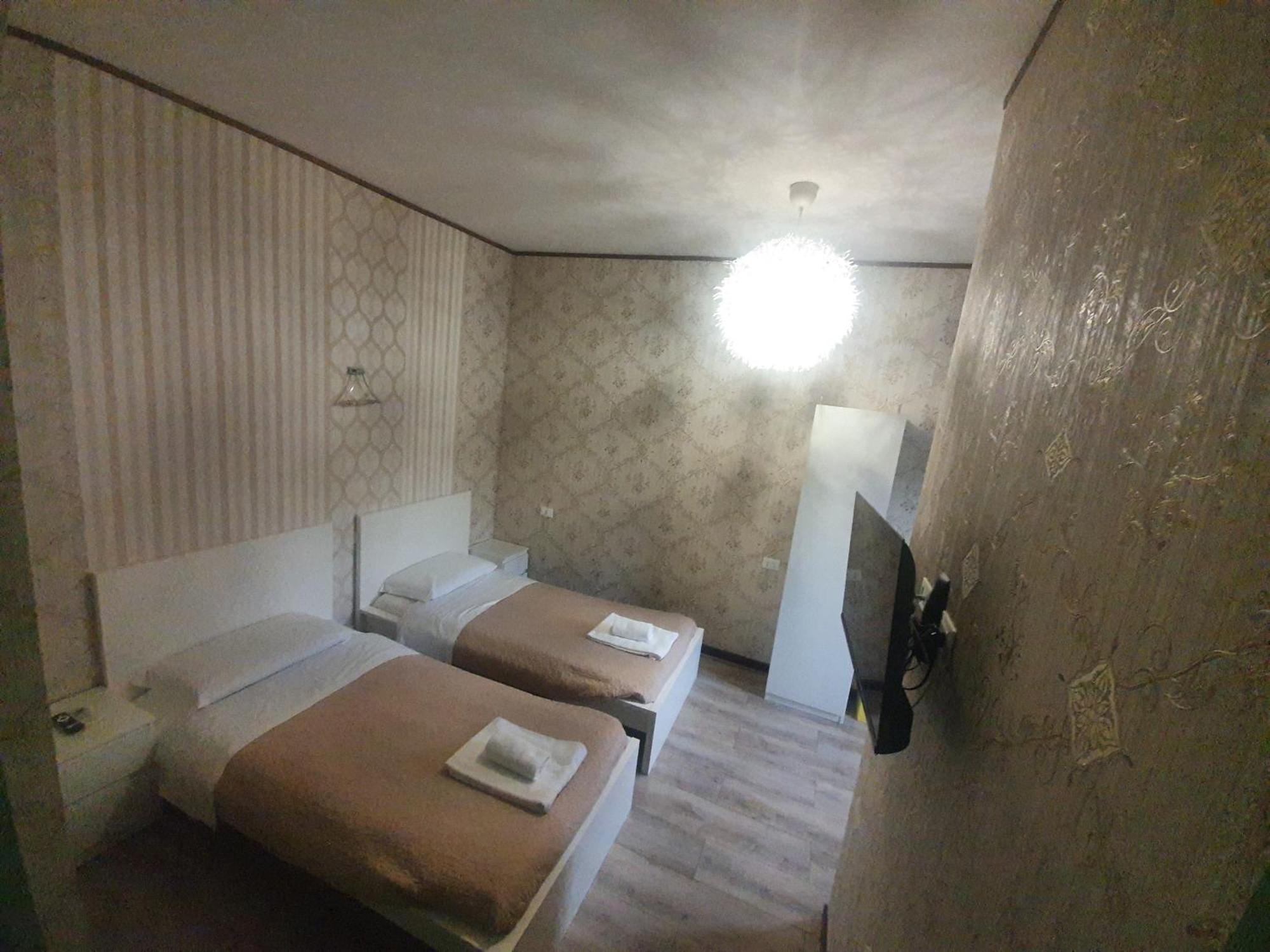 Sira House Milano Hotel Екстериор снимка