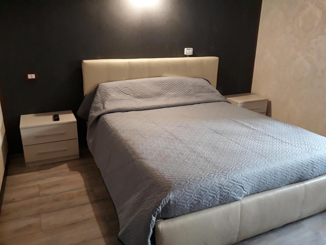 Sira House Milano Hotel Екстериор снимка